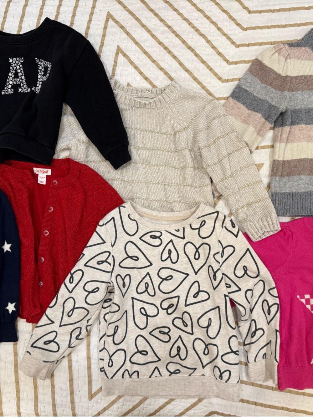 Bundle of 7 sweaters for girls, size 4T